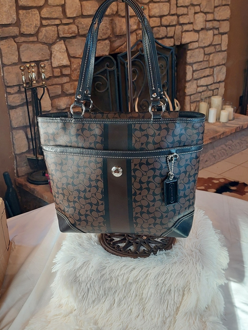 Coach Chelsea Heritage Signature Stripe Tote Bag Like New condition 2010